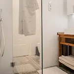 Apartman Hiraeth *